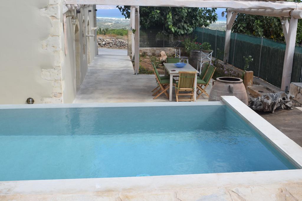 Traditional Stonebuilt Villa Leonanto, Only 5 Km From A Sandy Beach Kástellos Extérieur photo