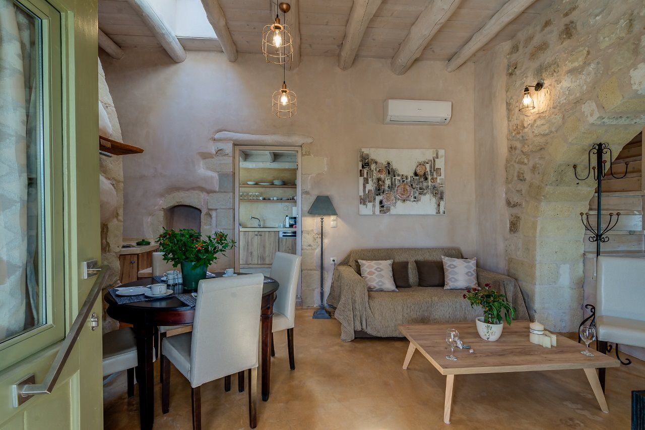 Traditional Stonebuilt Villa Leonanto, Only 5 Km From A Sandy Beach Kástellos Extérieur photo