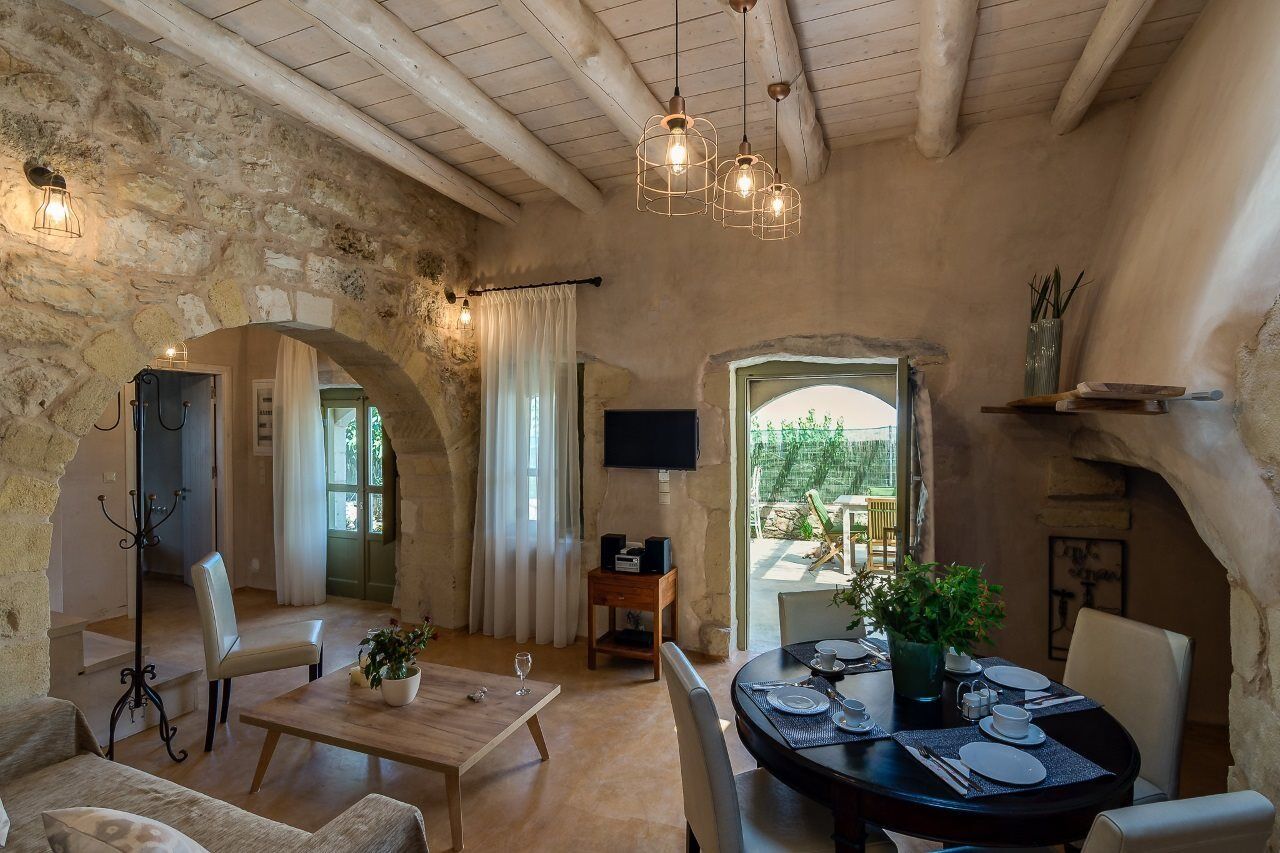 Traditional Stonebuilt Villa Leonanto, Only 5 Km From A Sandy Beach Kástellos Extérieur photo