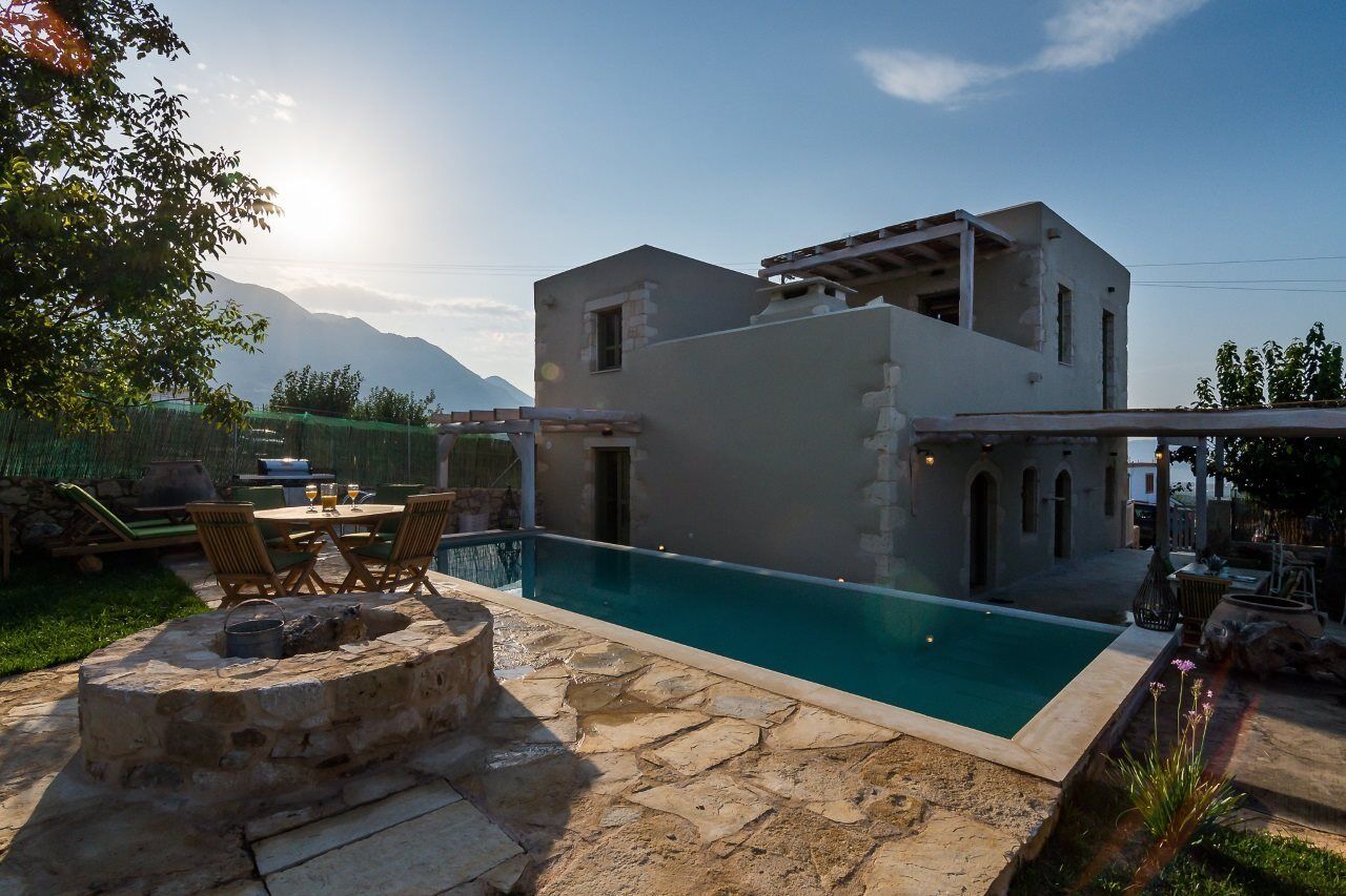 Traditional Stonebuilt Villa Leonanto, Only 5 Km From A Sandy Beach Kástellos Extérieur photo