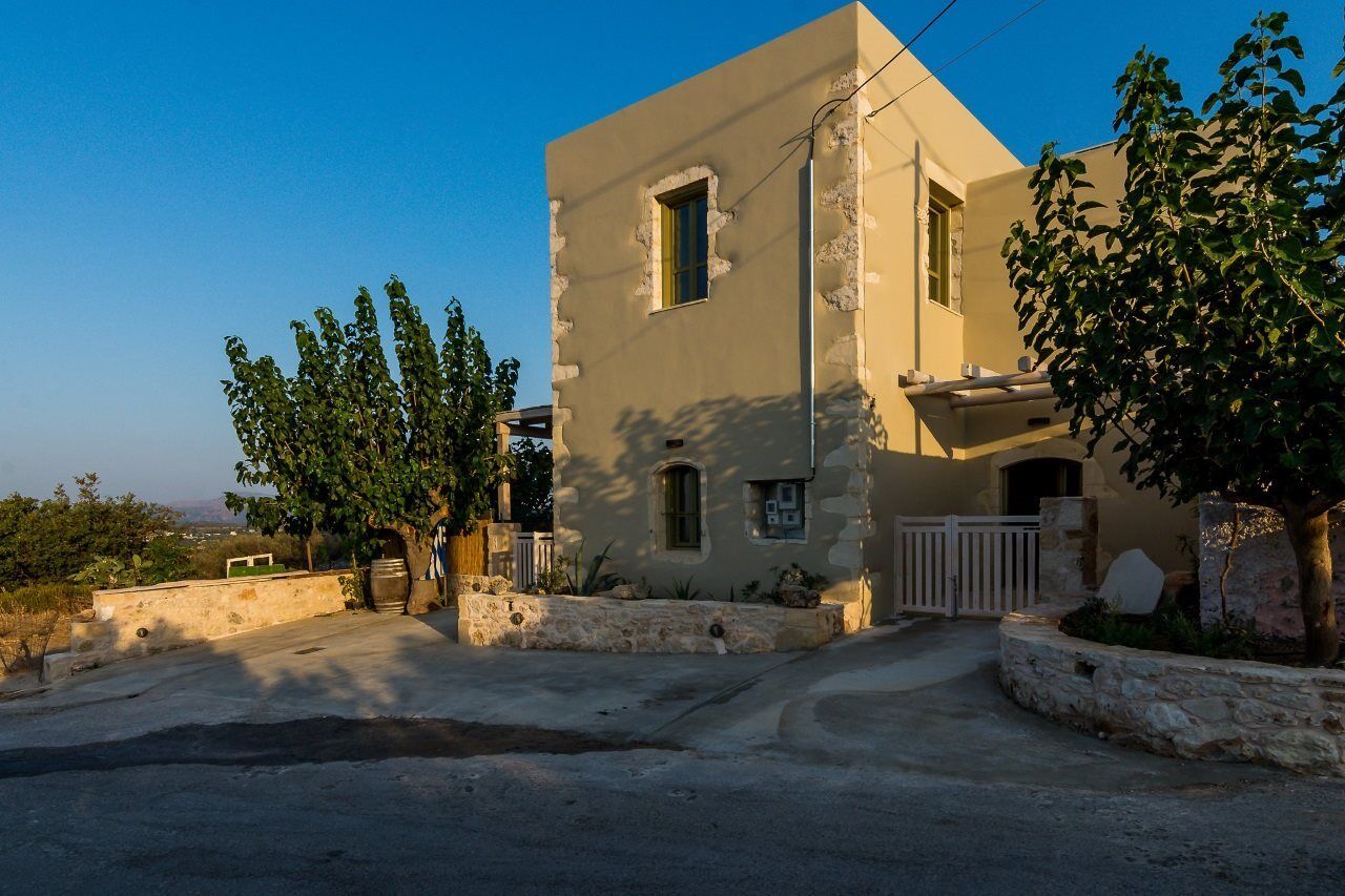 Traditional Stonebuilt Villa Leonanto, Only 5 Km From A Sandy Beach Kástellos Extérieur photo