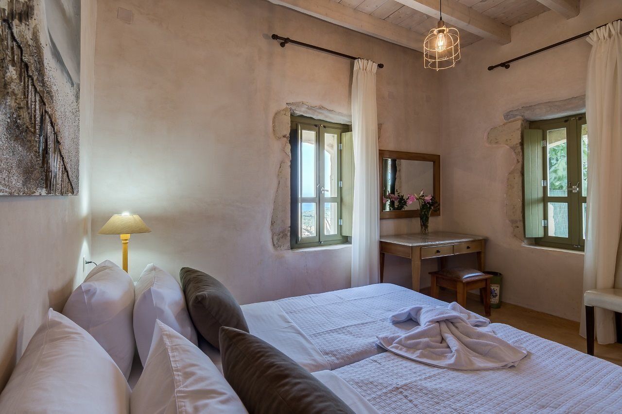 Traditional Stonebuilt Villa Leonanto, Only 5 Km From A Sandy Beach Kástellos Extérieur photo